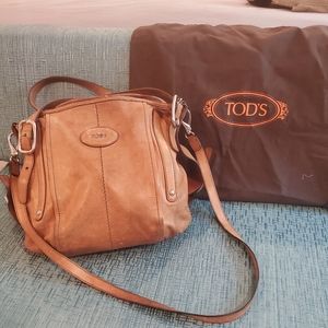 Tod's leather crossbody bag